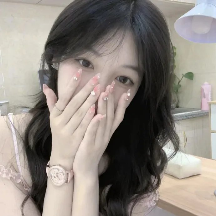 三月小姐